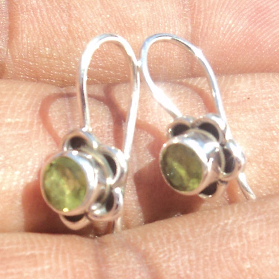 Amazing Natural Peridot Gemstone Earrings - Birthstone Earrings - Fashion Earrings - Beach Earrings - Love Gift - Handmade Earrings