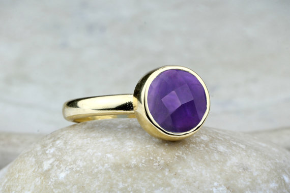 Amethyst ring,gold ring,bridal ring,February birthstone ring,delicate stone ring,simple ring,gemstone ring,purple ring