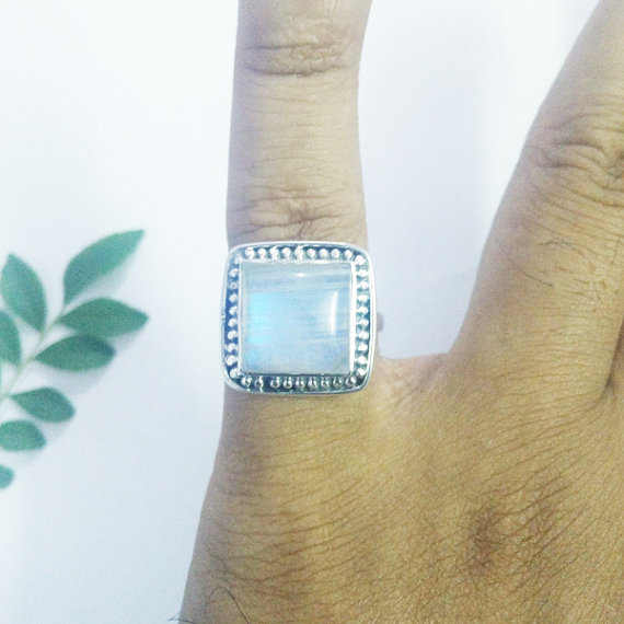 Beautiful FIRE RAINBOW MOONSTONE Gemstone Ring - Birthstone Ring - 925 Silver Ring - Artisan Handmade Ring - Fashion Beach Ring