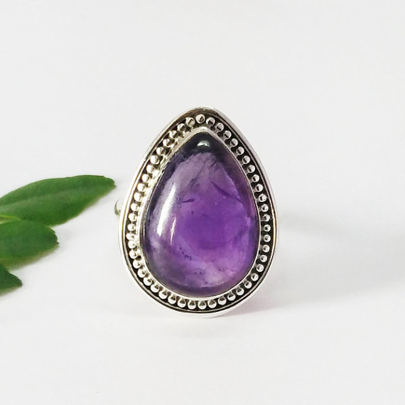 Beautiful NATURAL PURPLE AMETHYST Gemstone Ring, Birthstone Ring, 925 Sterling Silver Ring, Artisan Handmade Ring, Fashion Ring.