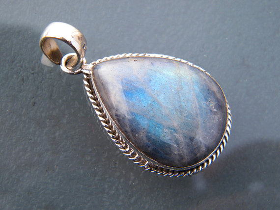 Blue Labradorite Silver Pendant, Labradorite Gemstone Jewelry, Factory Direct Silver Pendant