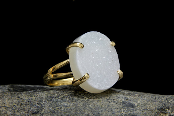 Druzy ring,gold ring,statement oval ring,rough ring,bridal ring,gemstone ring,natural stone ring,white cocktail ring