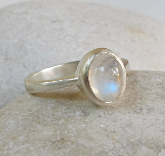 Matte Moonstone Ring- Stack Ring- Rainbow Moonstone Ring- Silver Moonstone Ring- Stone Ring- Gemstone Ring- Round Ring-
