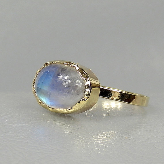 Moonstone Ring, Gold Ring, Gold Jewelry, Hammered Ring, Gemstone Jewelry, Gemstone gold Ring, Solid Gold Ring, Fall Weddings