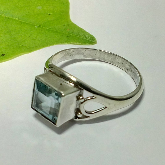 Natural Blue topaz Gemstone Ring - Bezel Set Artisan Ring - Handmade Ring - Birthstone Ring - Best Gift - Valentine's Ring