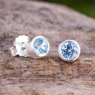  Stud Earrings with Faceted Blue Topaz