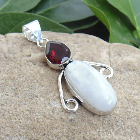 andmade Rainbow Moonstone Pendant - Sterling Silver Pendant - Hydro Garnet Pendant - Pear Cut Garnet Pendant - Oval Cab Pendant