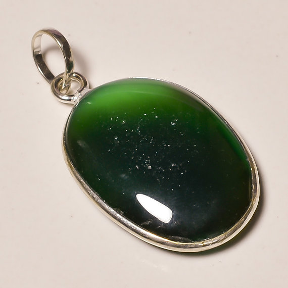 beautiful green onyx gemstone .925 Sterling Silver green onyx Overlay Pendant