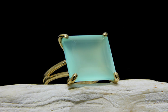 square gemstone ring,square ring,square jewelry,square prong ring,chalcedony ring,gold ring