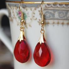 Red and Gold Earrings , Bridesmaids Earrings , Ruby Red Earrings , Red Dangle Earrings , Christmas Earrings